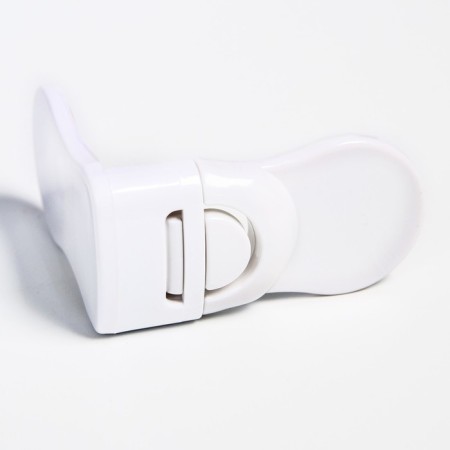Lateral blocker for sliding cabinets-4