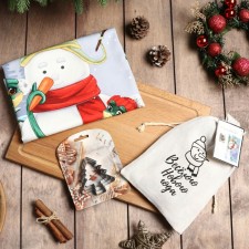 Set in the bag of Ethel Christmas Story: a towel 40x70 cm, baking molds - 3 pcs.