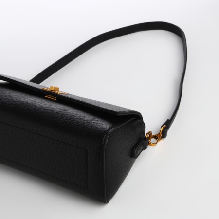 Bag Women's Messenger on the Textura valve, average size, color black-4