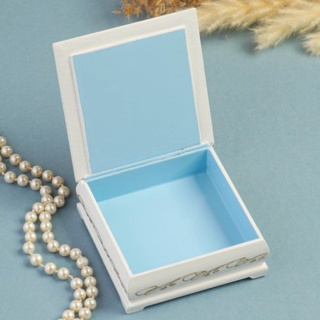 Casket "Bouquet of flowers in a vase", white, 10 × 10 cm, lacquer miniature-1