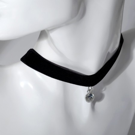 Choker "Strazinka" circle circle, white color in silver, 33 cm