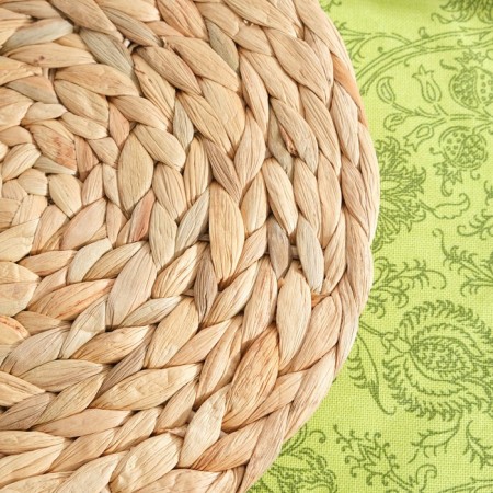 Serving napkin for a table D 30 x 1 cm., Water hycinth-2