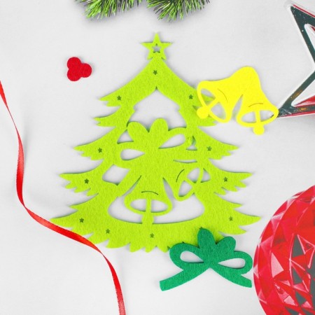 Set for creativity - create a Christmas tree decoration from felt "Christmas tree with bells"-1