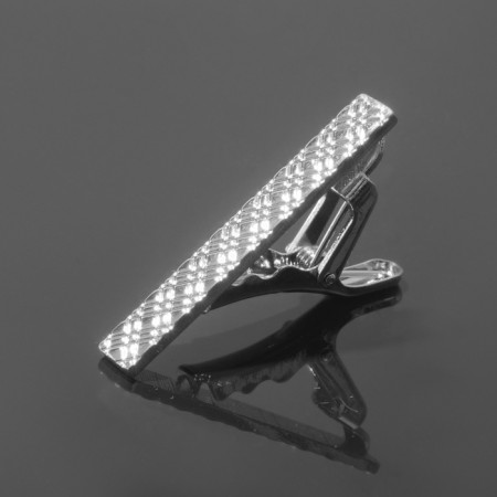 Closure for a “rhombus” tie classic, silver color