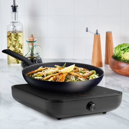 Infrared plate KitFort KT-141, 2000 W, cord 1.2 m-1