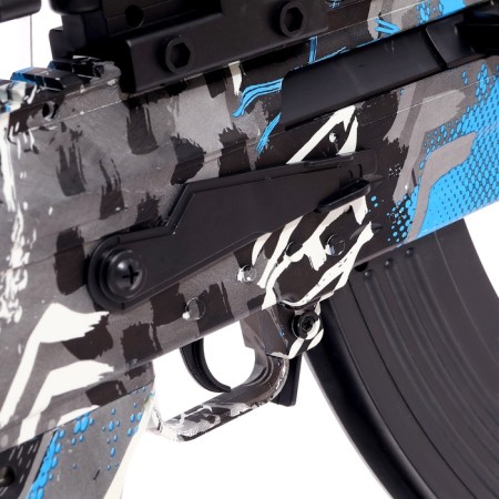 AK-47 automatic machine, works from the battery-12