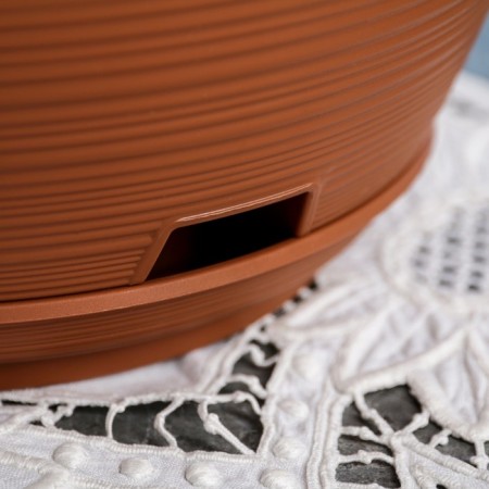 A pot with a pallet of 4.5 l, d = 26, h = 14 "Marcel", chocolate color-2