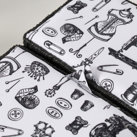 Casket for needlework "Sewe attributes" 19x26x14.5 cm-1