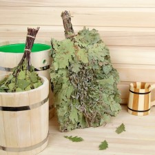 Broke for the bath oak, 55 cm with mint