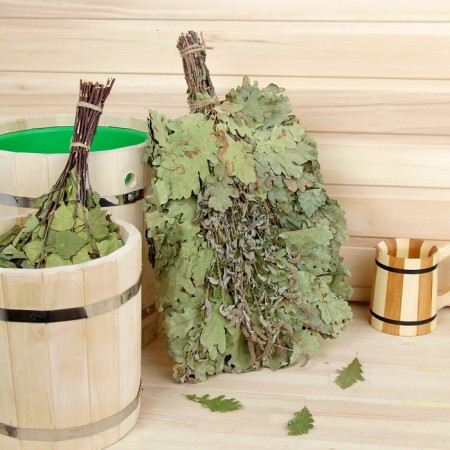 Broke for the bath oak, 55 cm with mint
