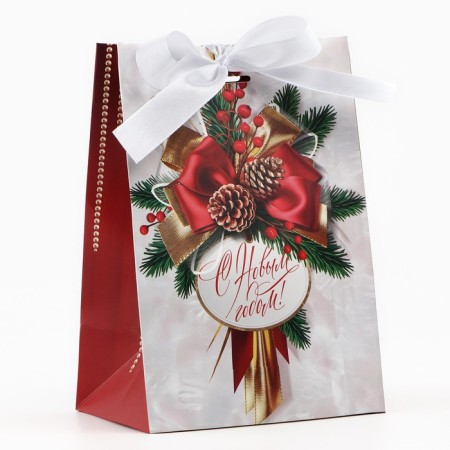 Gift package with the New Year tape, 13 x 19 x 9 cm, New Year-1