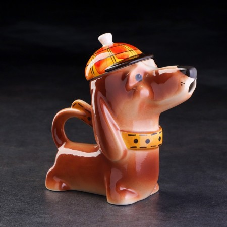 Porcelain kettle "Dachshund Motya"