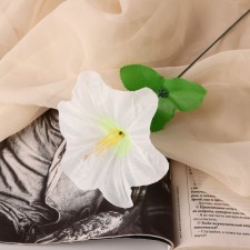 Artificial flowers 