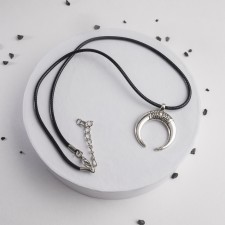 Piece on the cord 