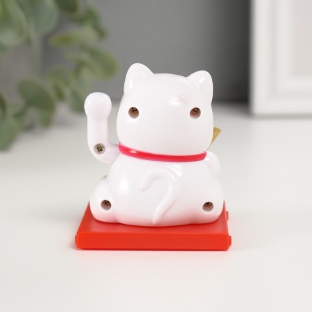 Plastic Plastic "White Mani-Neko with a fan and coin" 5x5x5 cm-5