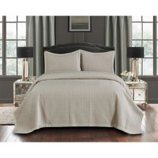 A set with a bedspread 