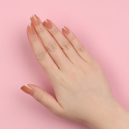 Nude overhead nails, 12 pcs, with adhesive plates, with sparkles, shape is a soft square, the color is light - beige-12