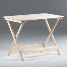 Folding table