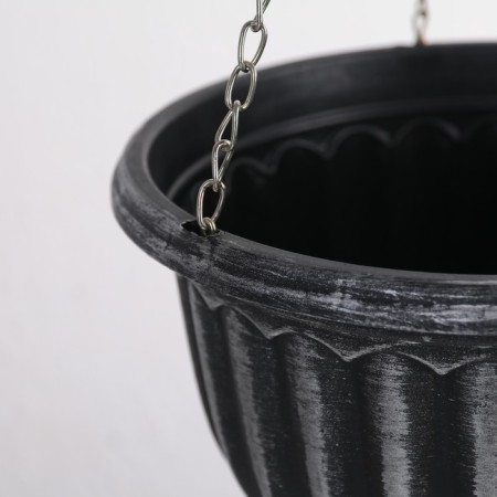 Plastic puff for flowers suspended with the SHEBBI drainage grid, 2 l, the color of mix-1