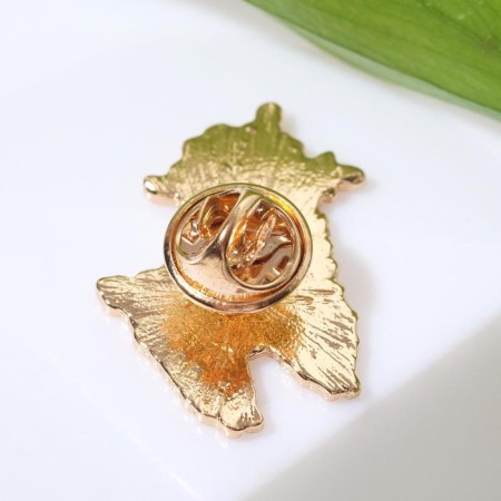 Lama icon cutie, white color in gold-2