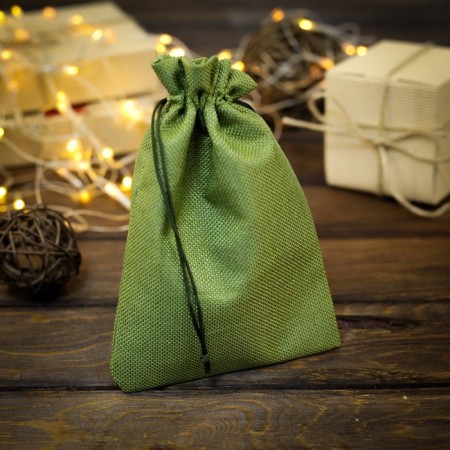 Gift bag from canvases, green, 15 x 21 cm