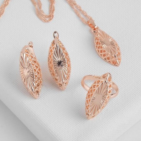 Set 3 objects: earrings, pendant, dimensionless "Edel" ellipse carved, color gold, 45 cm