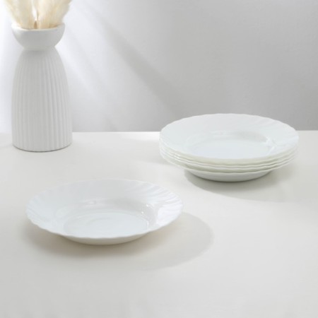 A set of soup plates Luminarc Trianon, 650 ml, d = 22 cm, glass ceramics, 6 pcs, white color