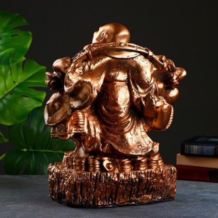Figure "Hothey Big" bronze 30x20x37cm-2