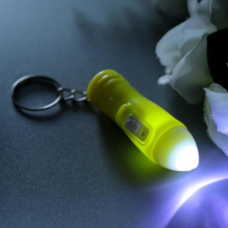 Flashlight light on the ring "pen" flashes mix 5x1x1 cm-3