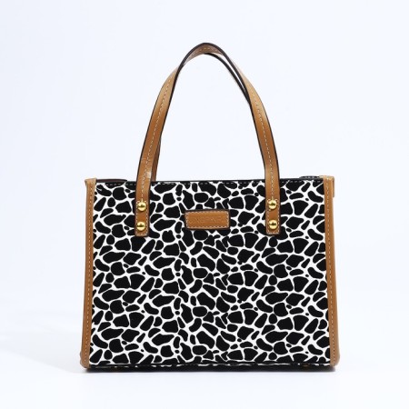 Bag Female Tout with zipper, white/black color