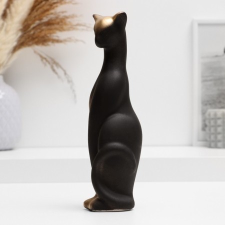The figure "cat stands" black, 21cm-1