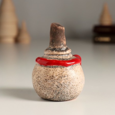 Souvenir Ceramics "A Puffy Snowman in the cylinder and red scarf" 4.5x4.5x6.9 cm-2