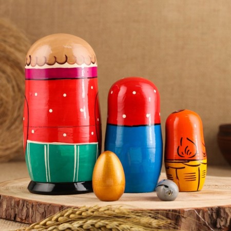Matryoshka "Ryaba chicken", plot, 5 puppet, 13.5 - 15 cm, mix-9