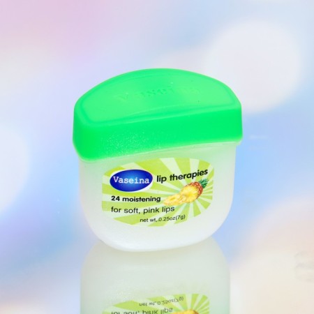 Cosmetic Vaselin for the lips, pineapple-4