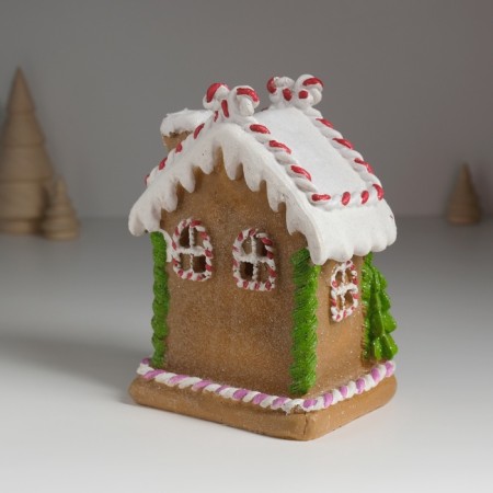 Souvenir Polystone Light "Gingerbread House with a Christmas tree, gingerbread and candy" 12.5x9.5x17 cm-5