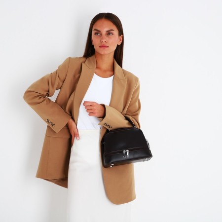 Cross-Bodi Bag on a zipper, the color is dark brown-7