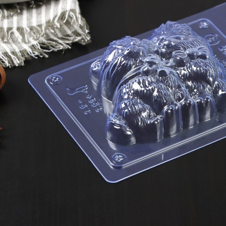 Form for chocolate and sweets Plastic "Kittens in love", 8.5 × 7.5 × 2.6 cm, Color transparent-1