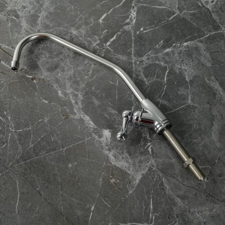 A system for filtering water for the sink "Geyser-3 IVZh Lux", 3 purification steps-3