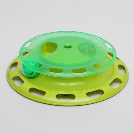 Game complex for cats with feed compartments and ball (cardboard box), mix
