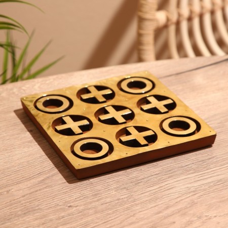Game desktop "Cross-cuts" 18x18 cm, manpower, brass