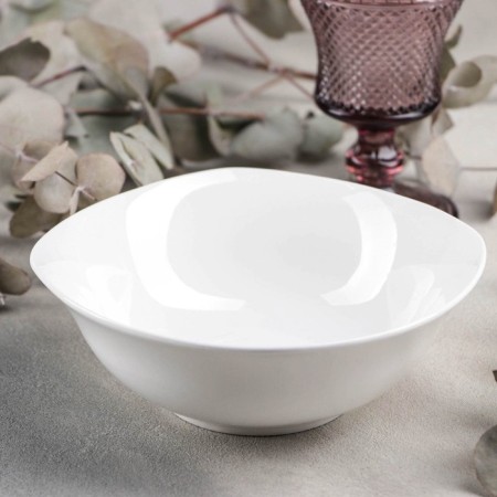 Porcelain salad Wilmax ilona, ​​650 ml, d = 16.5 cm, white color