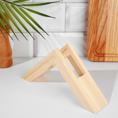 Wooden napkin "Triangle" 210x48x105mm-3