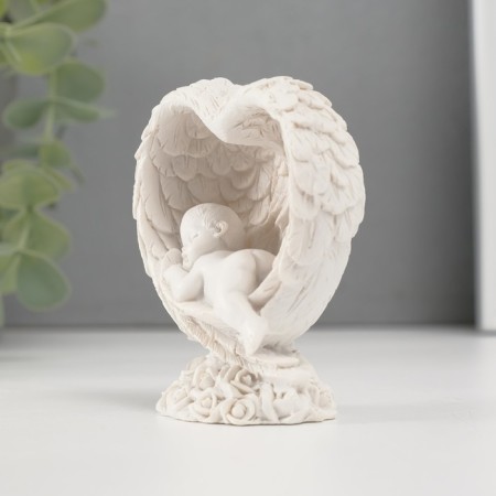 Souvenir Polystone "Baby sleeping in the heart of wings" White 7.8x6.8x4 cm-1