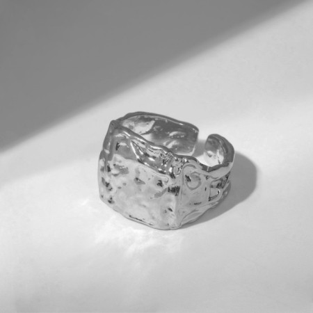 Ring "crumpled lines" square, color silver, dimensionless-3
