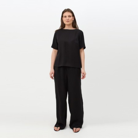 Women's costume (T -shirt, trousers) minku: enjoy color black, size 52