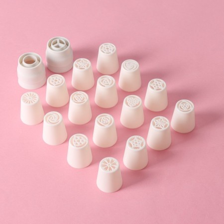 Set of pastry nozzles, d = 3.5 cm, 16 pcs, 2 adapters, color mix-1