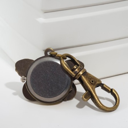 Pocket quartz clock "Butterfly" with a lid, on a carbine-2