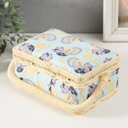 Casket for needlework "kittens on balls" 18x12x9.5 cm-5