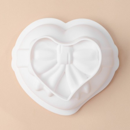 Form for baking and mousse desserts Konfinetta "Heart with a bow", 19 × 17 × 6.5 cm, white color-1
