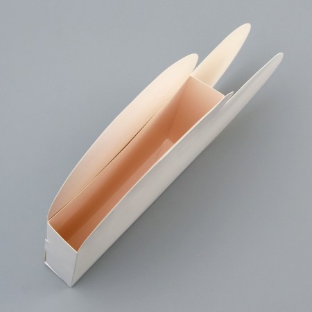 Box for sweets, 15 x 15 x 3 white. Confectionery packaging-1